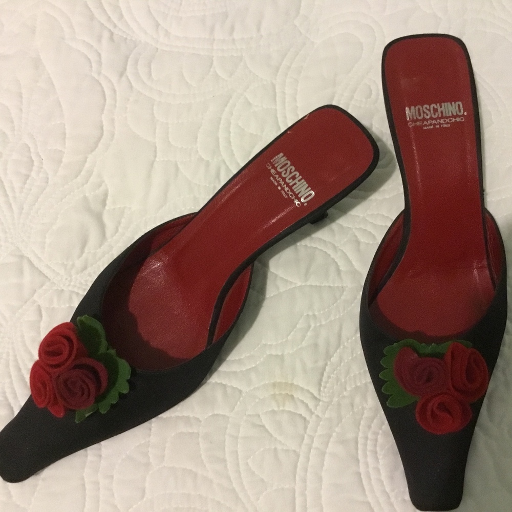 Moschino black evening mule